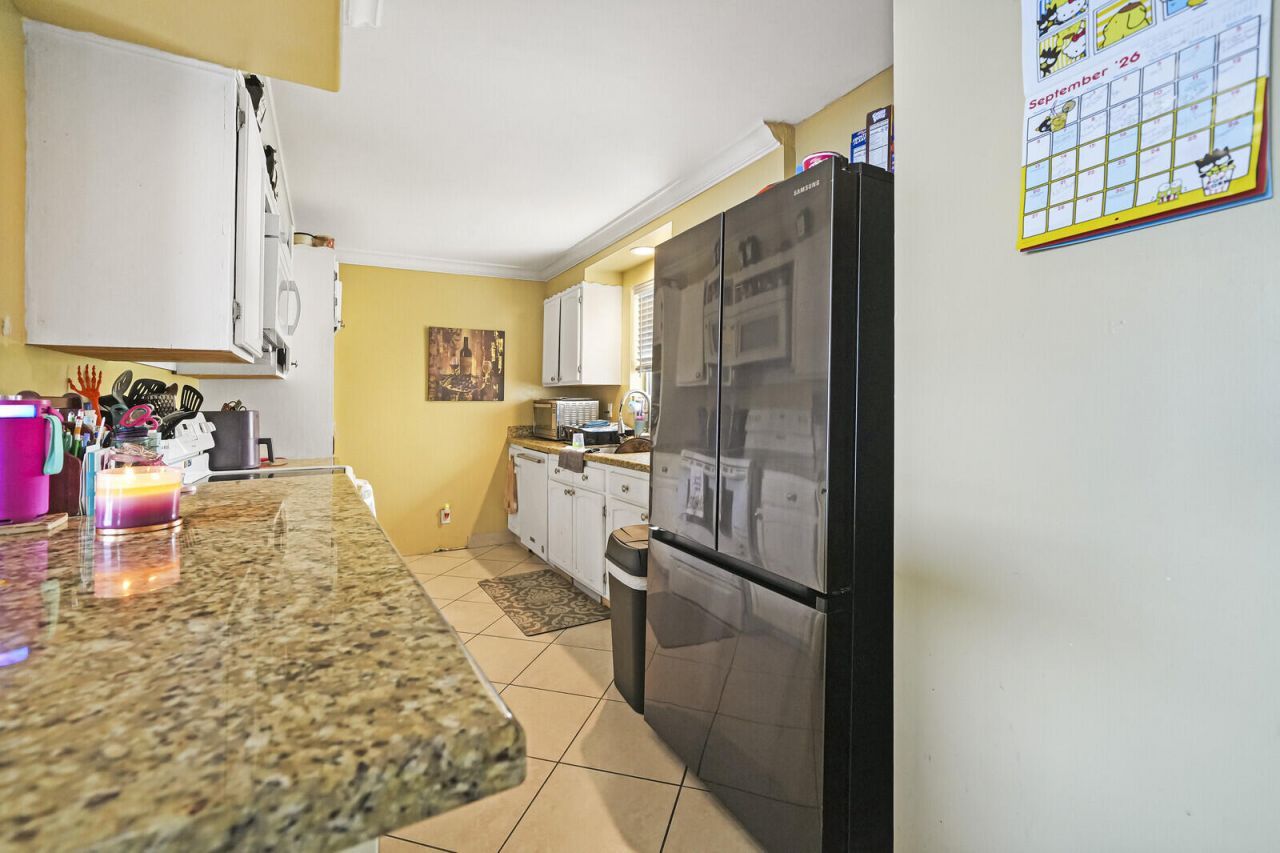 710 NE 7th Street, Unit 207, Boynton Beach, FL 33435 Photo