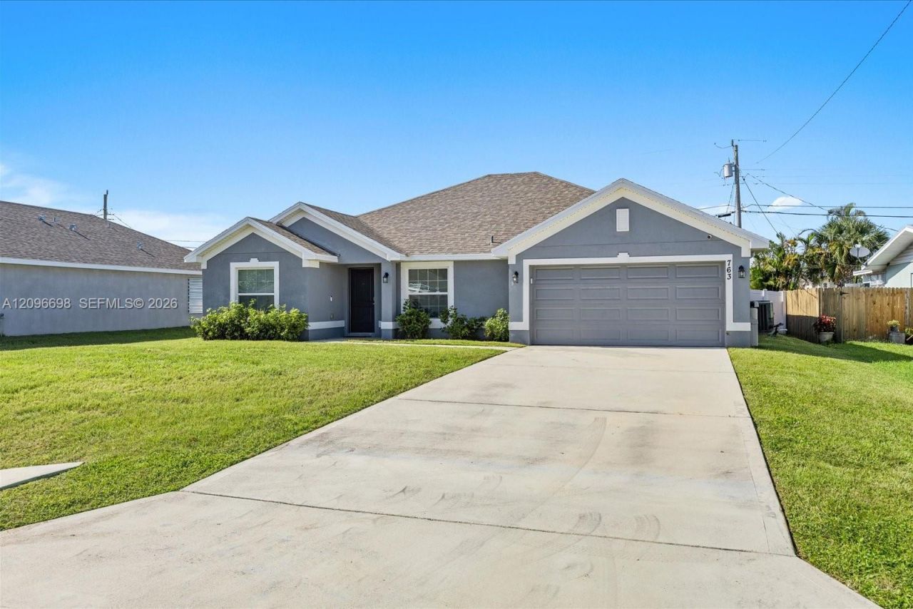 763 Altura St, Port Saint Lucie, FL 34952 Photo