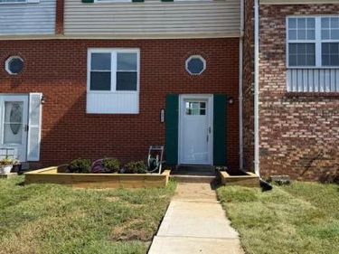 14817 CHERRYDALE DRIVE , WOODBRIDGE, VA 22193
