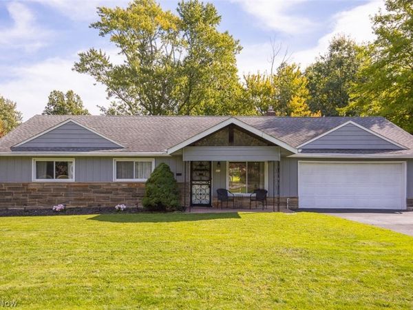 413 Harris Road, Richmond Heights, OH 44143