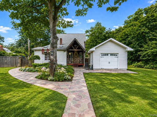 457 Granny Road , Medford, NY 11763