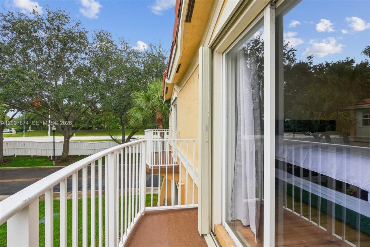3191 SW 129th Way , Unit 137, Miramar, FL 33027 Photo