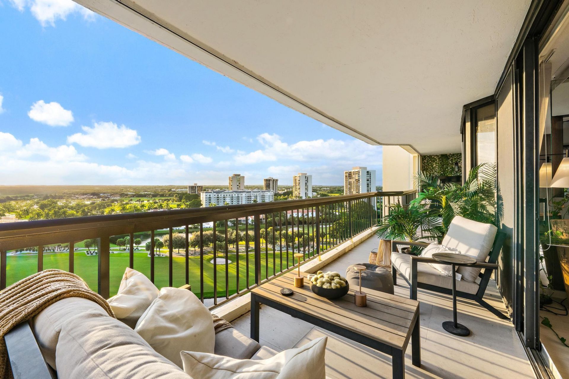 1900 Consulate Place, Unit 1205, West Palm Beach, FL 33401 Photo