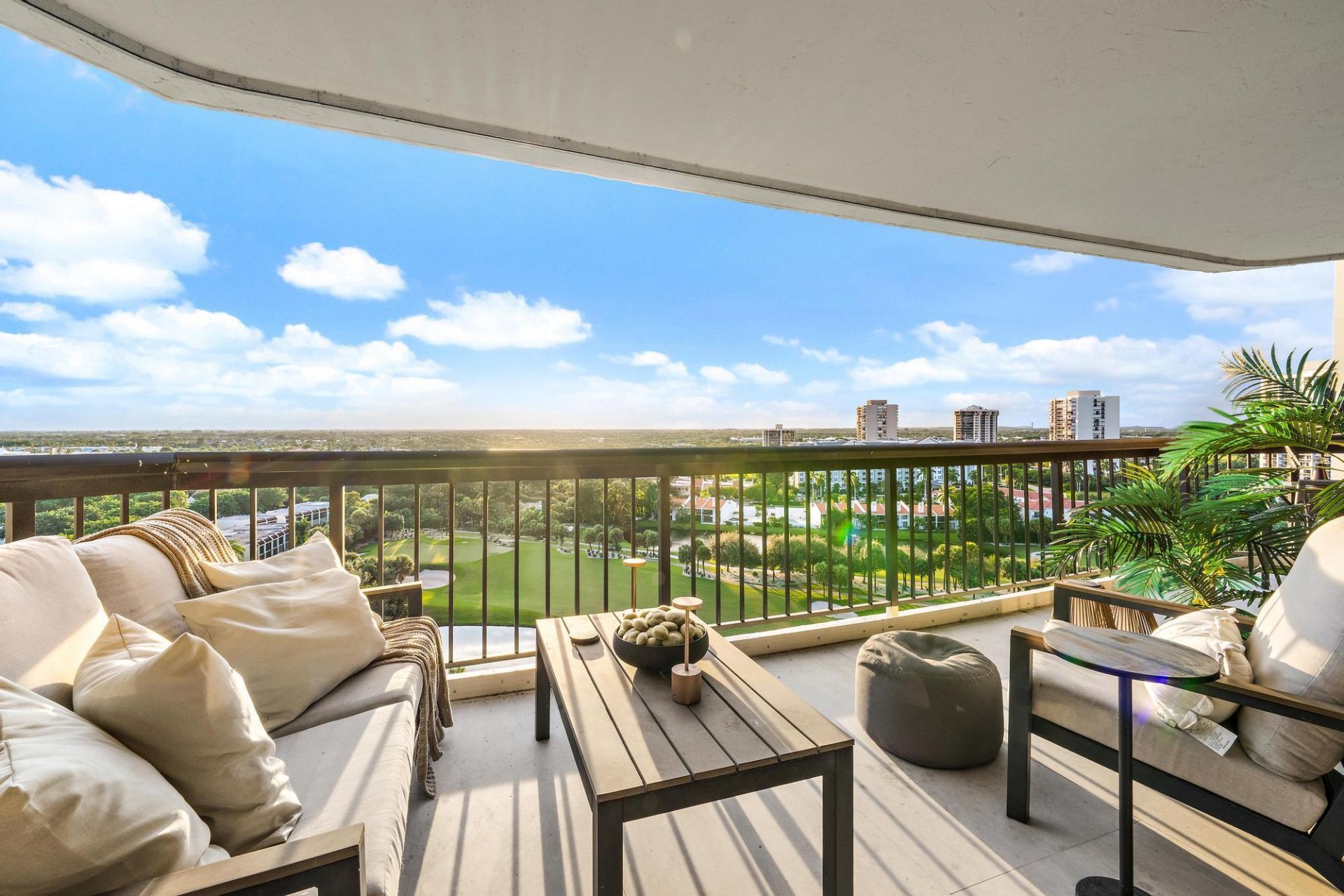 1900 Consulate Place, Unit 1205, West Palm Beach, FL 33401 Photo