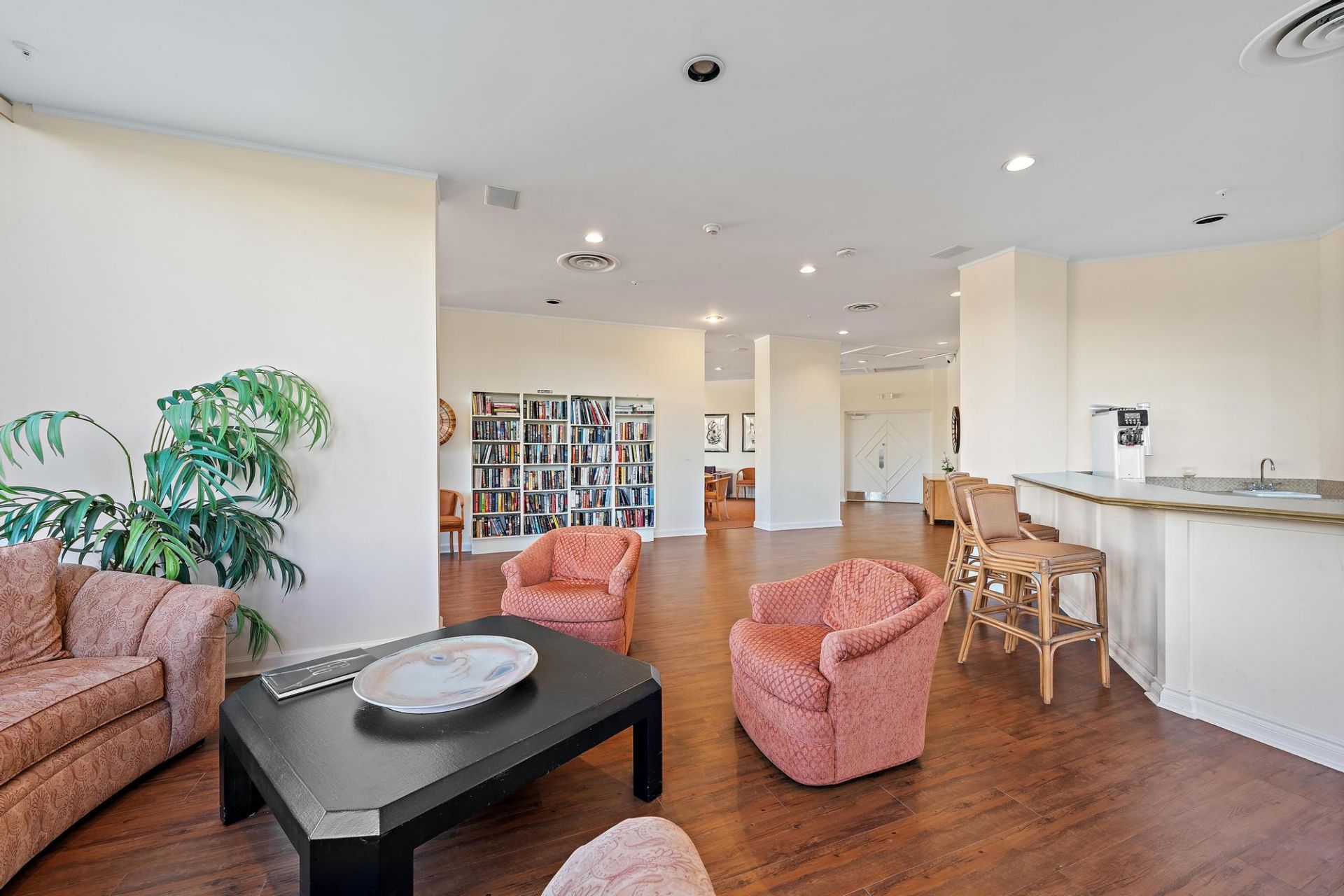 1900 Consulate Place, Unit 1205, West Palm Beach, FL 33401 Photo