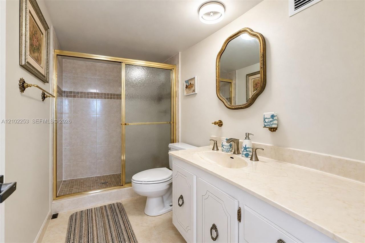 1833 S Ocean Dr , Unit 201, Hallandale Beach, FL 33009 Photo