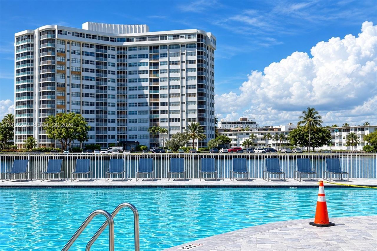 1833 S Ocean Dr , Unit 201, Hallandale Beach, FL 33009 Photo