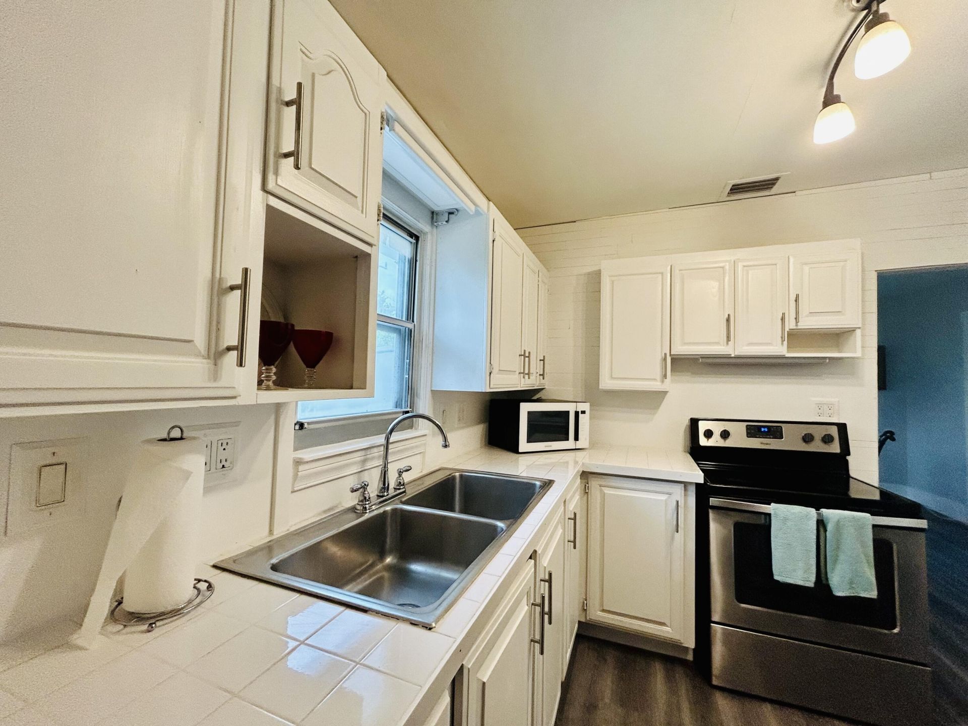 520 Hampton Road, West Palm Beach, FL 33405 Photo