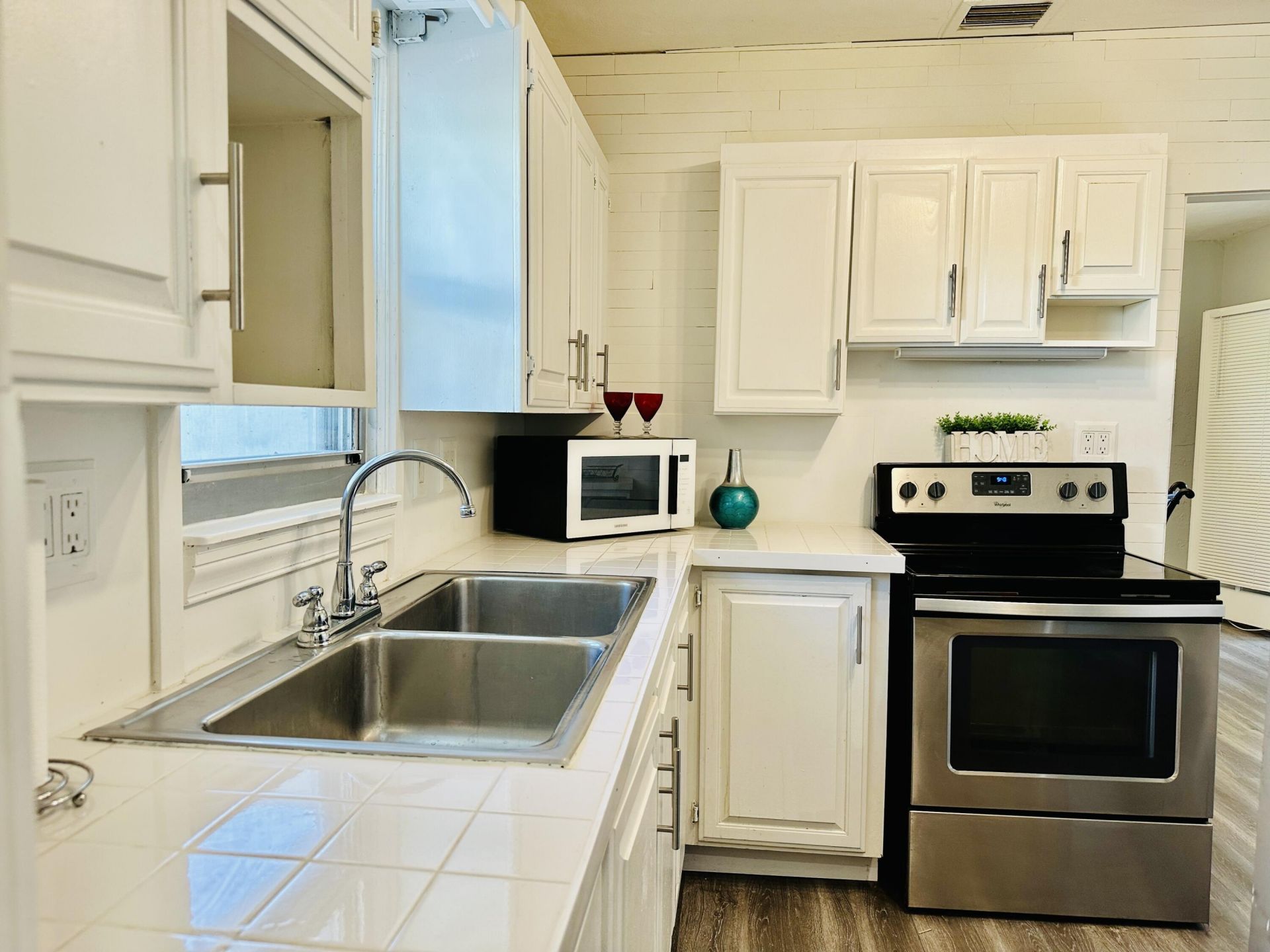 520 Hampton Road, West Palm Beach, FL 33405 Photo