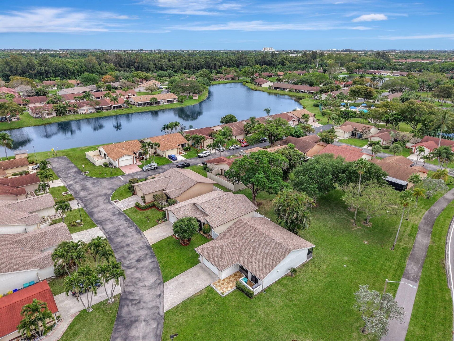 4 Fawlkland Circle, Boynton Beach, FL 33426 Photo