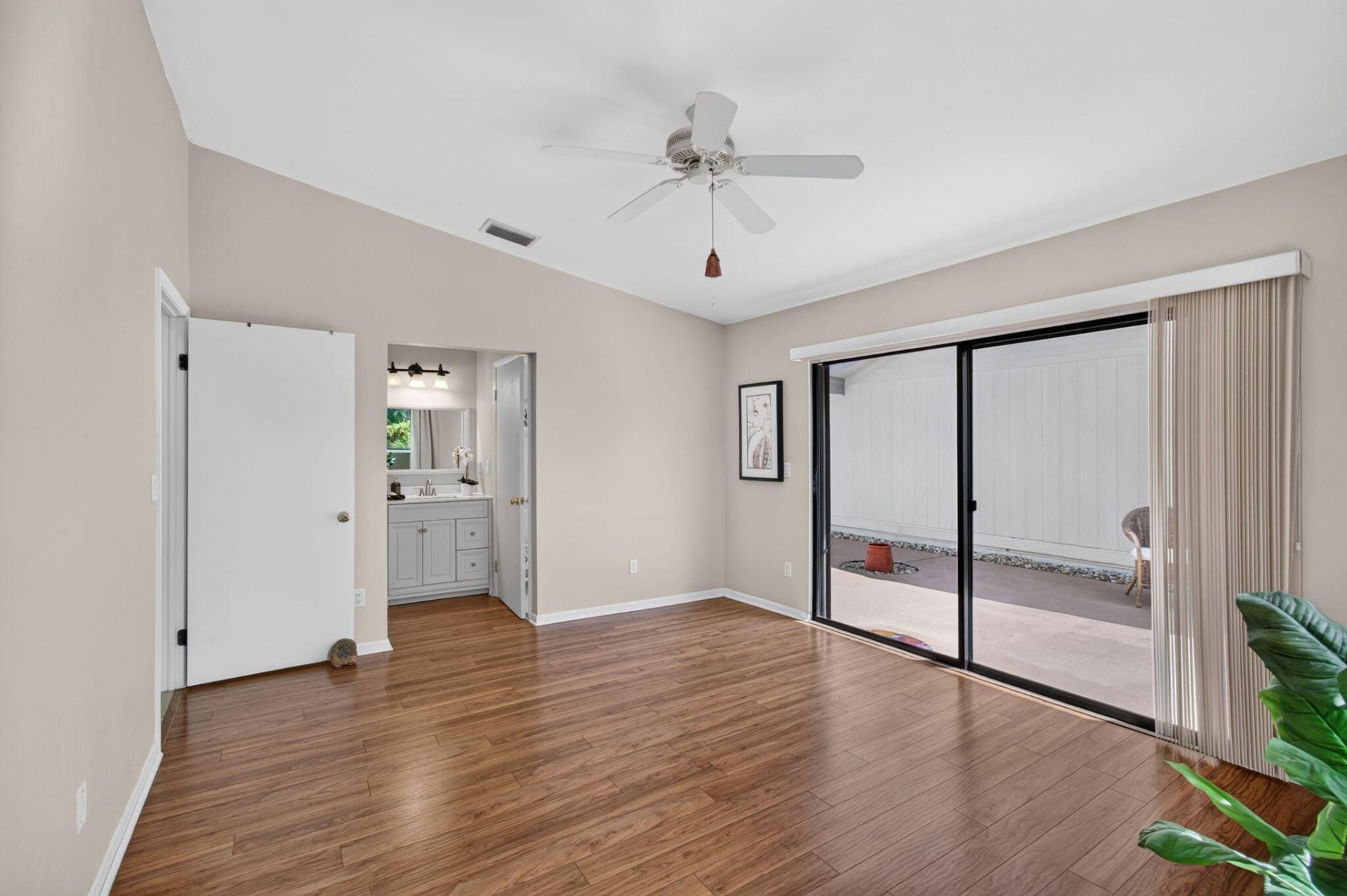 4 Fawlkland Circle, Boynton Beach, FL 33426 Photo