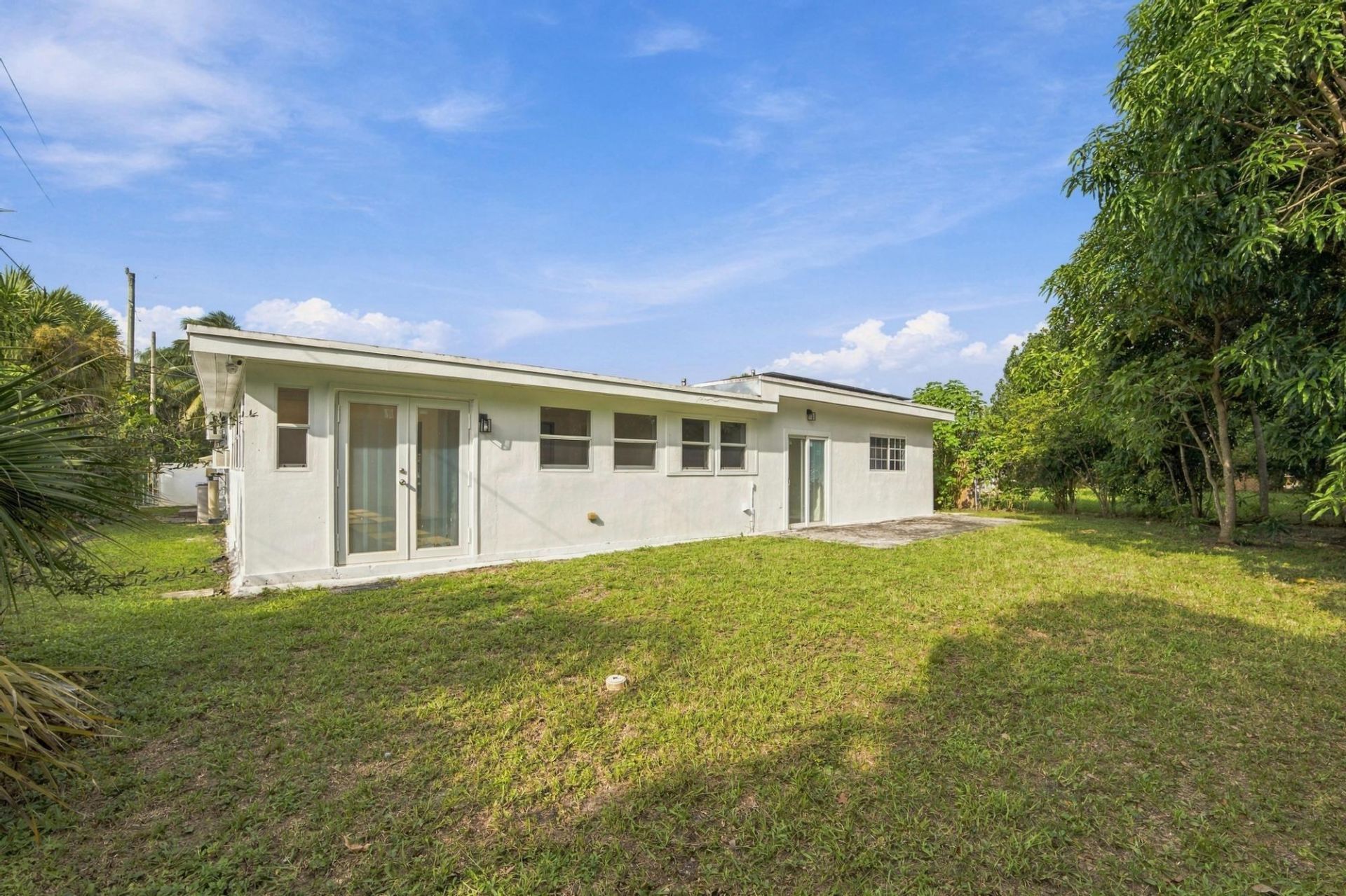 110 NE 152nd Street, Miami, FL 33162 Photo