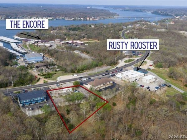 3285 Bagnell Dam Blvd , Lake Ozark, MO 65049