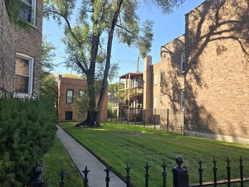 Main Photo