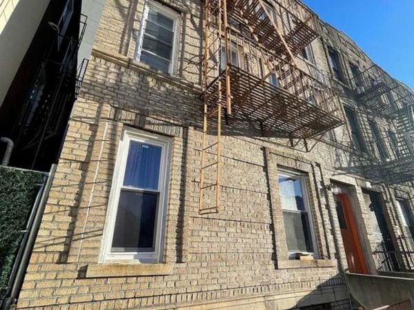 196 Lawrence Avenue , Brooklyn, NY 11230