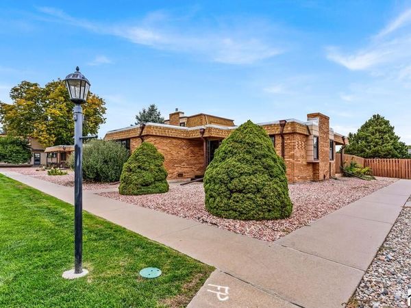 46 Regency Blvd, Unit J, Pueblo, CO 81005