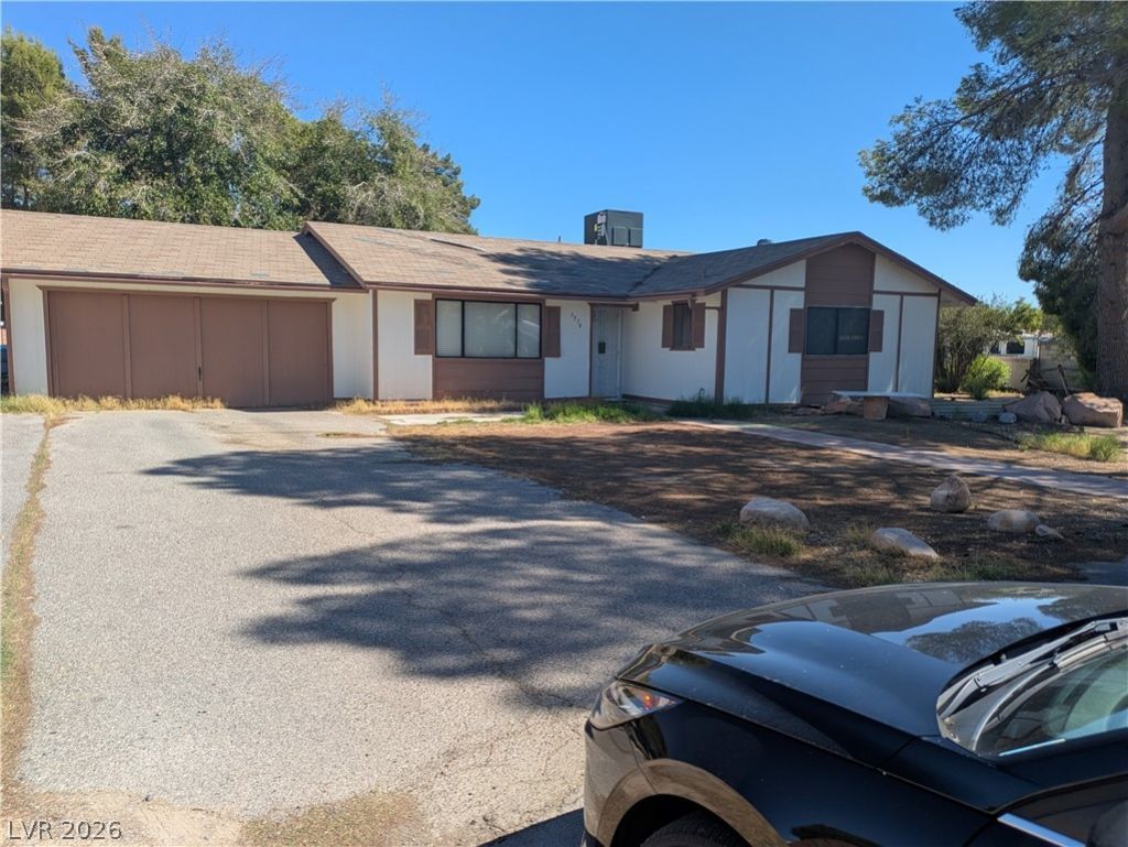 7570 Florine Avenue, Las Vegas, NV 89129 Main Photo