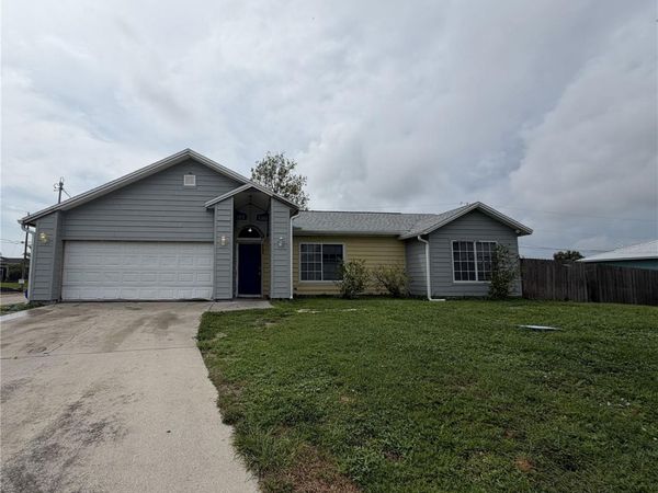 2602 22ND PLACE NE, CAPE CORAL, FL 33909