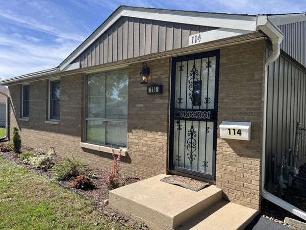 114 S Willow Lane , Glenwood, IL 60425