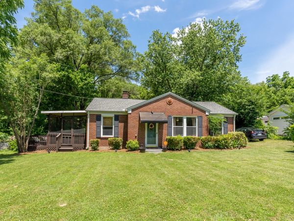 733 Greymont Dr , Nashville, TN 37217