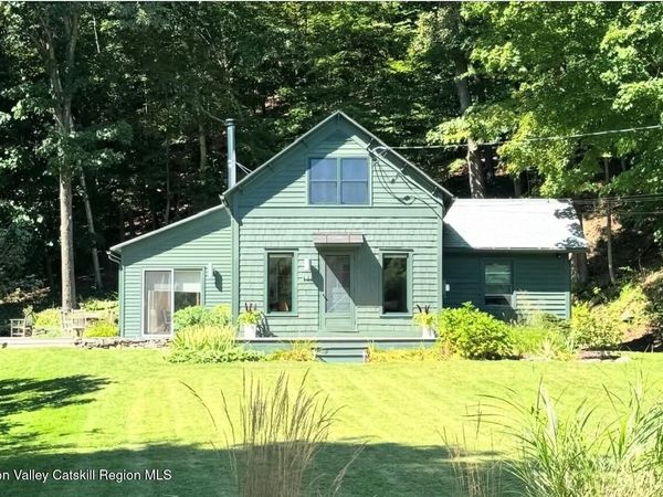 144 Underhill Road, Hillsdale, NY 12529
