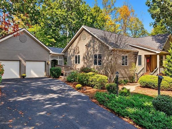 274 CEDAR GLEN CLOSE , Nellysford, VA 22958