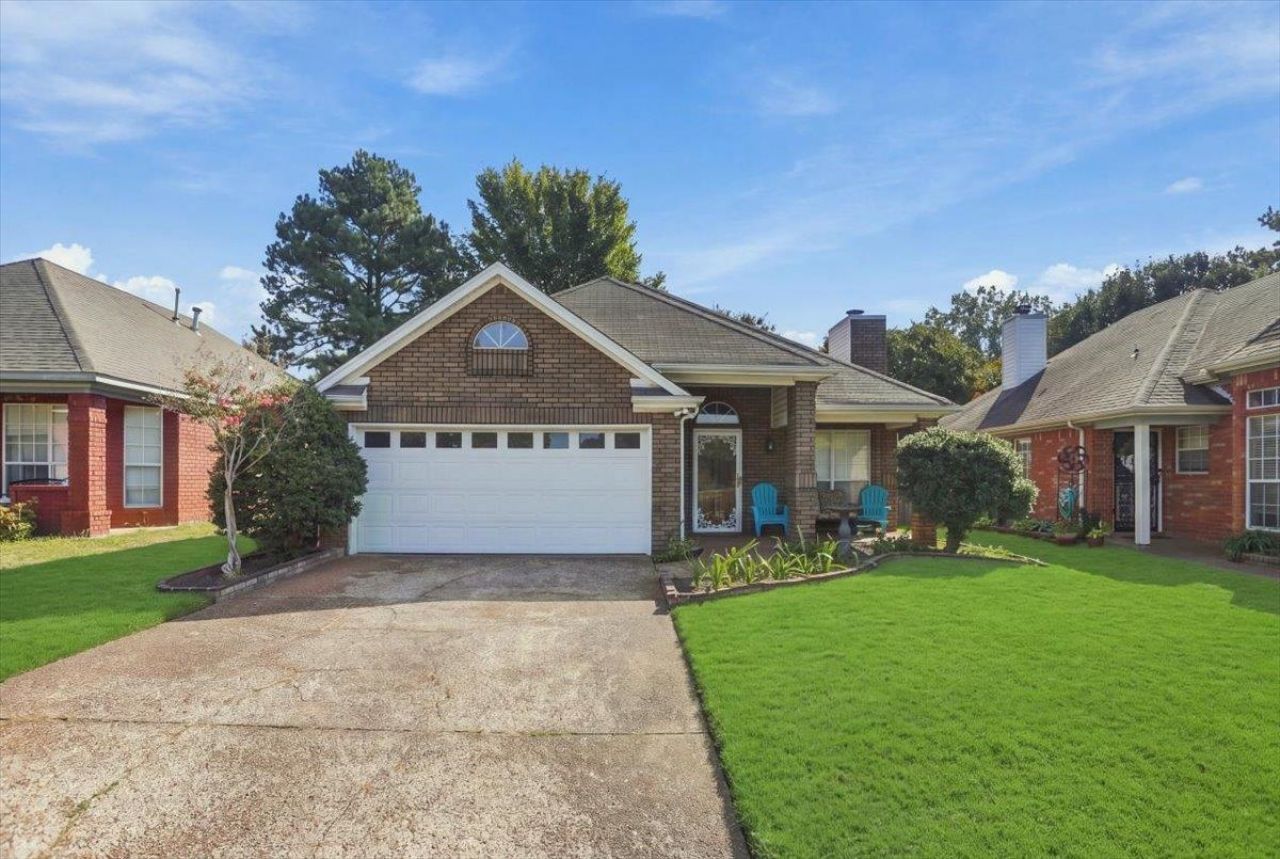 3112 CLUBVIEW CV S Lakeland, TN 38002