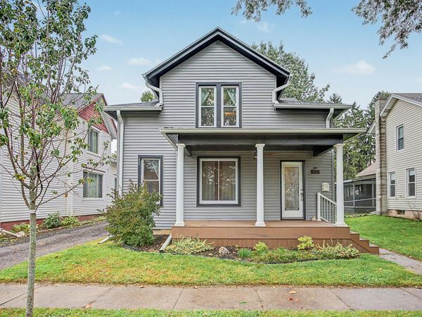 514 W Green Street, Marshall, MI 49068