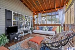 1750 Morgan Lane photo 4