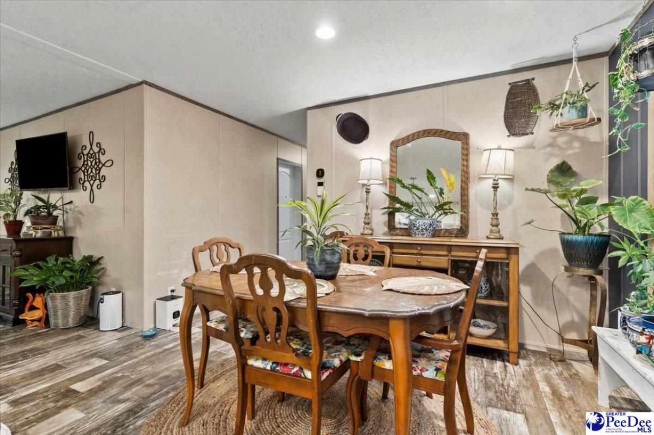 1750 Morgan Lane Photo 7