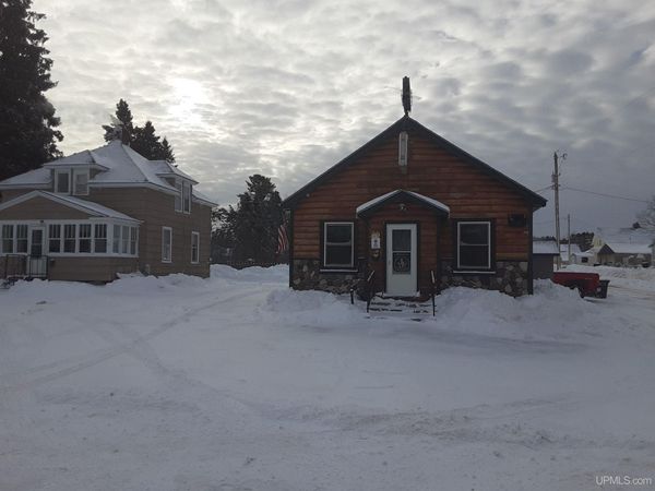 805 & 807 Eli Avenue, Bessemer, MI 49911