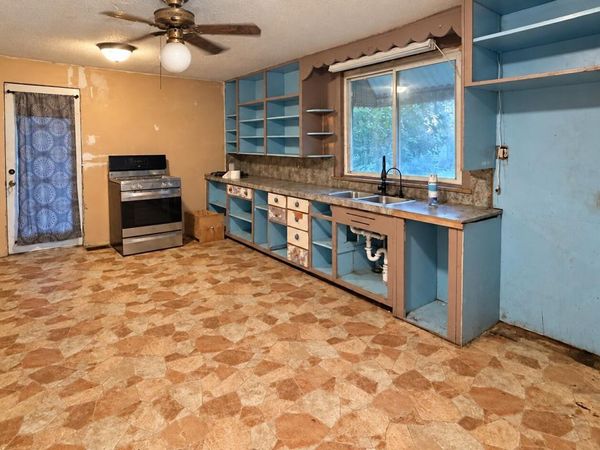 18805 Mitchell Road, Wapakoneta, OH 45895