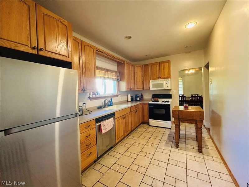 8889 S Main Street , Windham, OH 44288 Photo 6