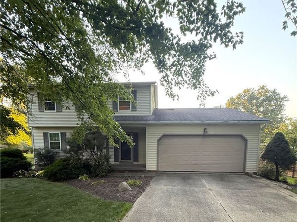 1088 Iroquois Run , Macedonia, OH 44056