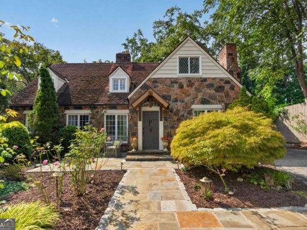 3626 Kingsboro Road NE, Atlanta, GA 30319