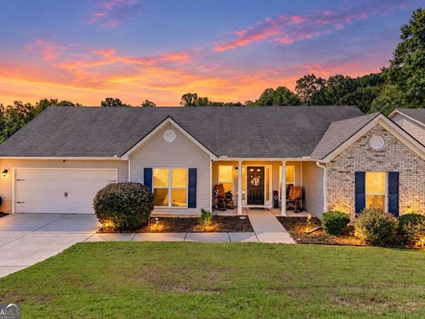 128 Waterford Glen Drive, Lula, GA 30554