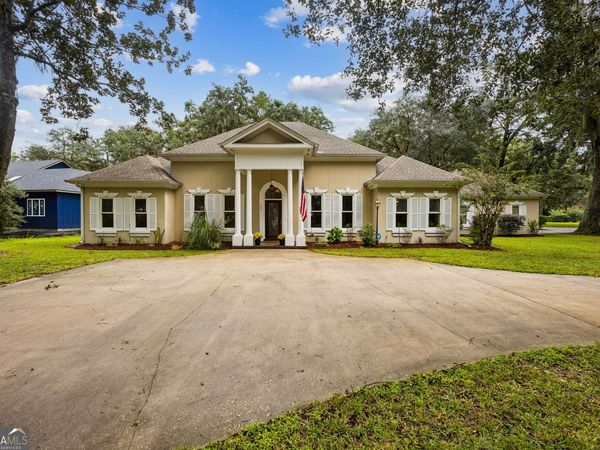 301 Trimaran Drive, Saint Marys, GA 31558