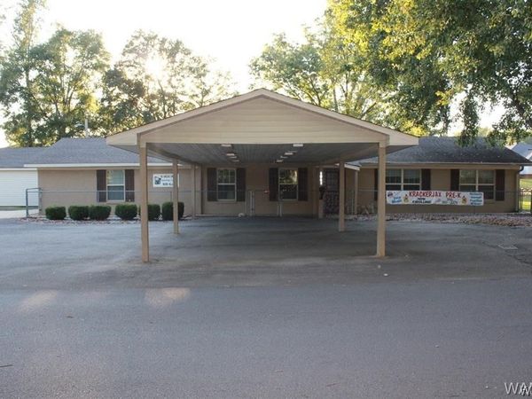 1061 S Scottsville Road , Centreville, AL 35042