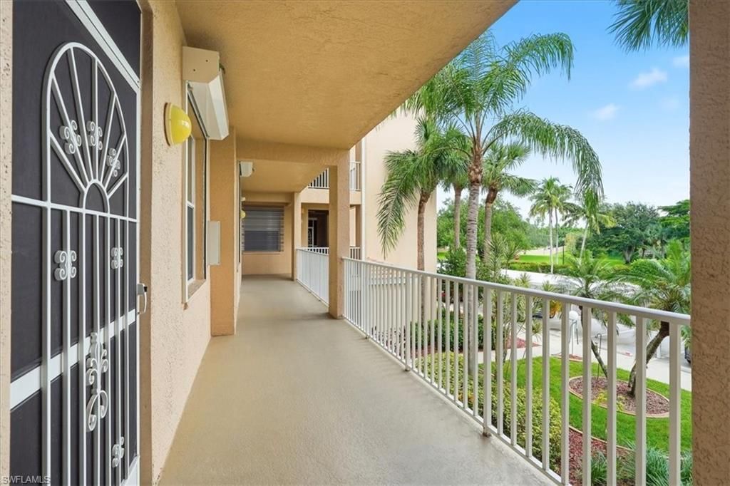 14061 Brant Point Cir, Unit 725, Fort Myers, FL 33919 Photo