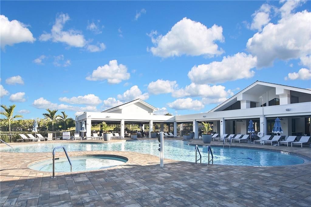 8096 Queen Palm Ln, Unit 235, Fort Myers, FL 33966 Photo