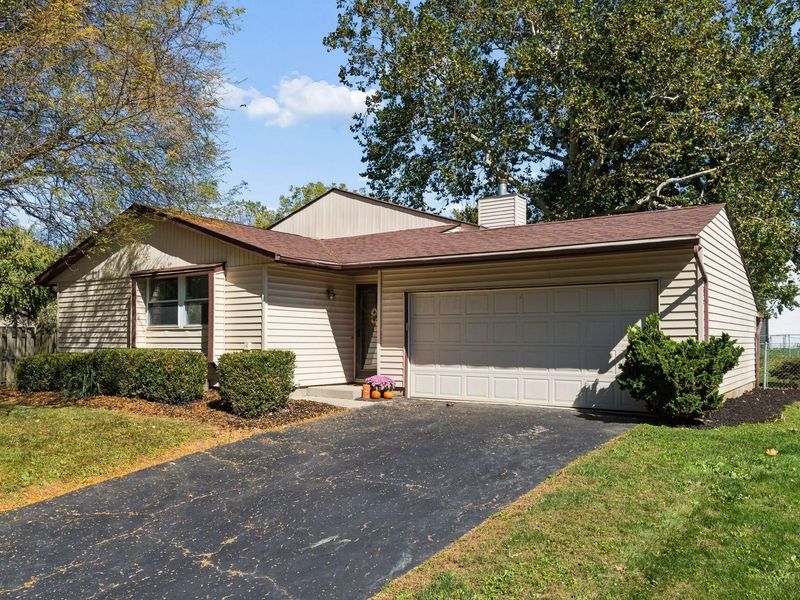 3936 Blueberry Hollow Road, Columbus, OH 43230 Photo 2