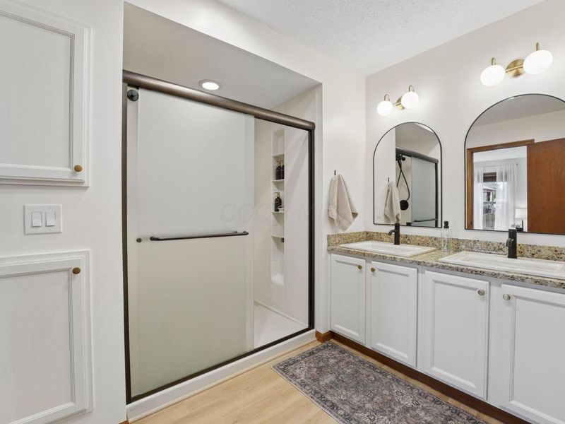 905 Caroway Boulevard, Columbus, OH 43230 Photo 20