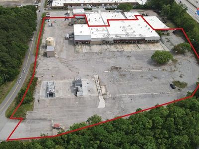 5000 Lacross Road , North Charleston, SC 29406