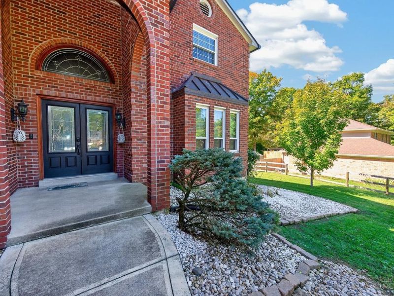 5659 Zaring Drive, West Chester, OH 45069 Photo 3