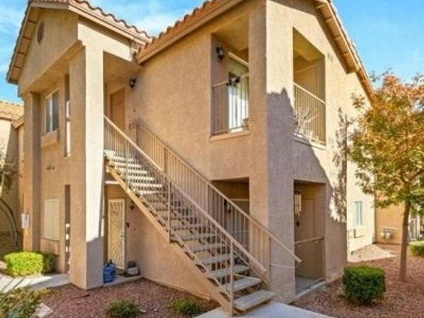2110 Los Feliz Street , Unit 2055, Las Vegas, NV 89156