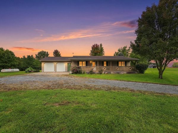 0858 S 300 W, Albion, IN 46701