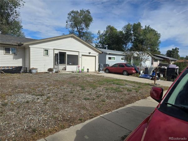 88 Doris Drive, Colorado Springs, CO 80911