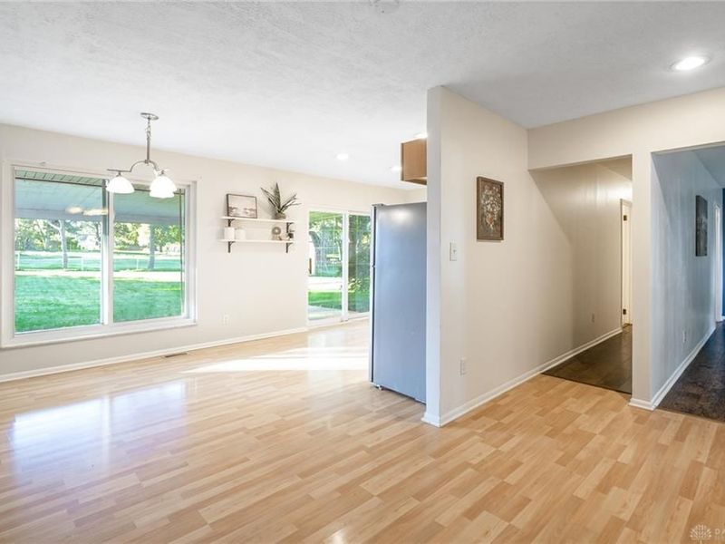 3124 Santa Rosa Drive, Dayton, OH 45440 Photo 5