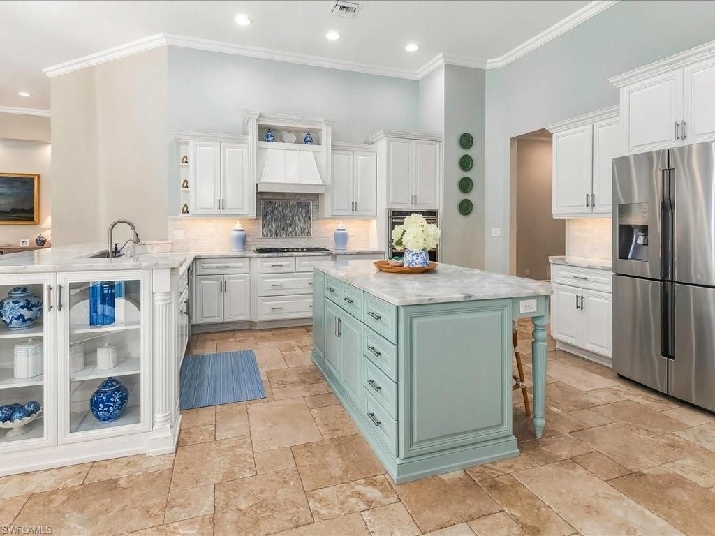 4810 Sycamore Dr , Naples, FL 34119 Photo