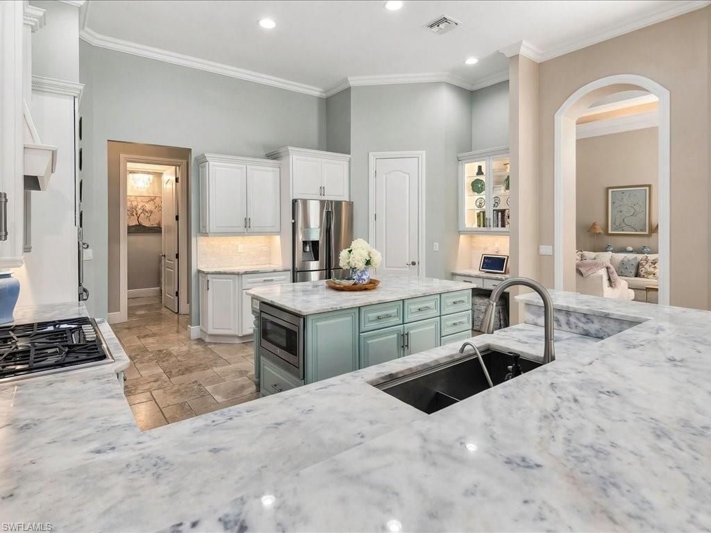 4810 Sycamore Dr , Naples, FL 34119 Photo